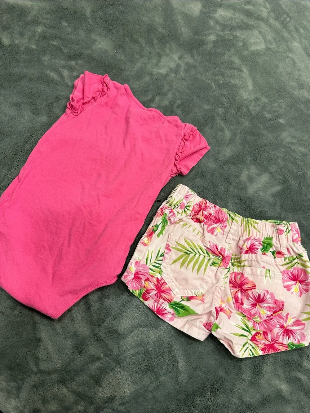 OshKosh B'gosh Hot Pink Bodysuit with Floral Pink & Green Shorts